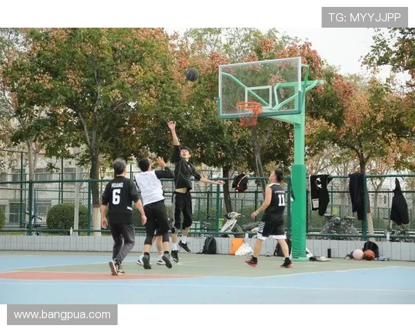 科学篮球团队协作训练方法探索与实践提升团队默契与竞技水平 科学篮球团队协作训练方法探索与实践提升团队默契与竞技水平