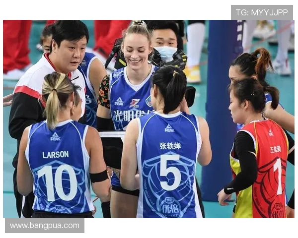 恒大女排迎战上海女排巅峰对决谁能在赛场上笑到最后