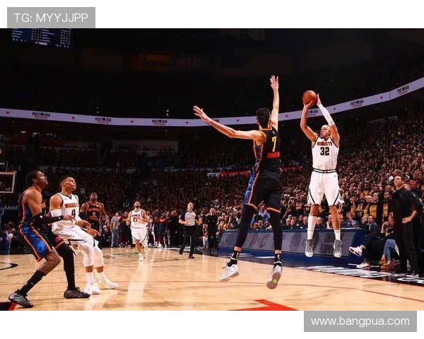 德阿隆福克斯的崛起之路：从新秀到NBA明星的奋斗故事