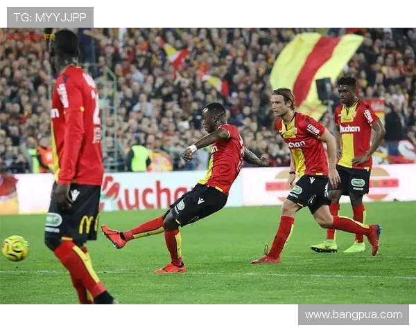 朗斯与布洛涅历史交锋回顾及两队发展历程分析