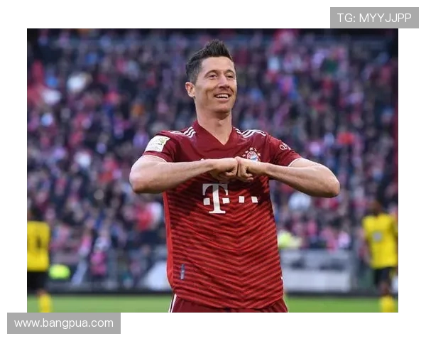 莱万领衔球队新赛季征程展望球迷期待他再创辉煌成就