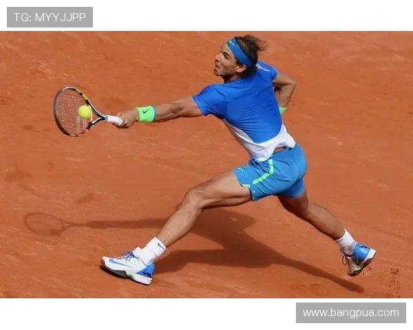 重庆网球队在防守与反击中的表现分析与战术思考