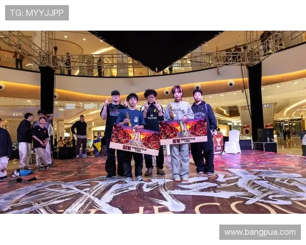 重庆街舞队在世界街舞大赛中的力量展现与精彩点评分析 重庆街舞队在世界街舞大赛中的力量展现与精彩点评分析