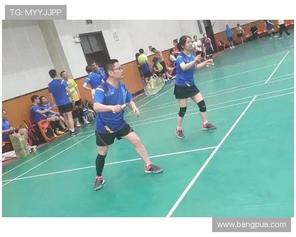 黄娜独家揭秘羽毛球技巧与心得分享助你提升球技与比赛表现