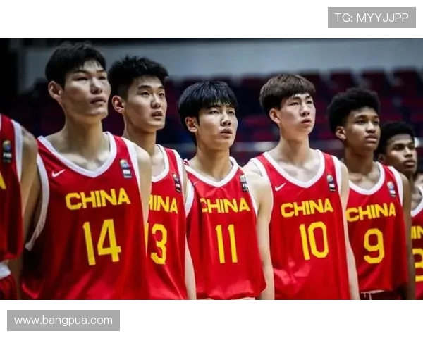 重庆篮球队的速度变革引发热议球迷期待新战术与年轻球员的崛起 重庆篮球队的速度变革引发热议球迷期待新战术与年轻球员的崛起