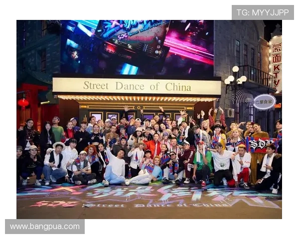 专访黄敏:探寻街舞背后的成功秘诀与成长之路 专访黄敏:探寻街舞背后的成功秘诀与成长之路