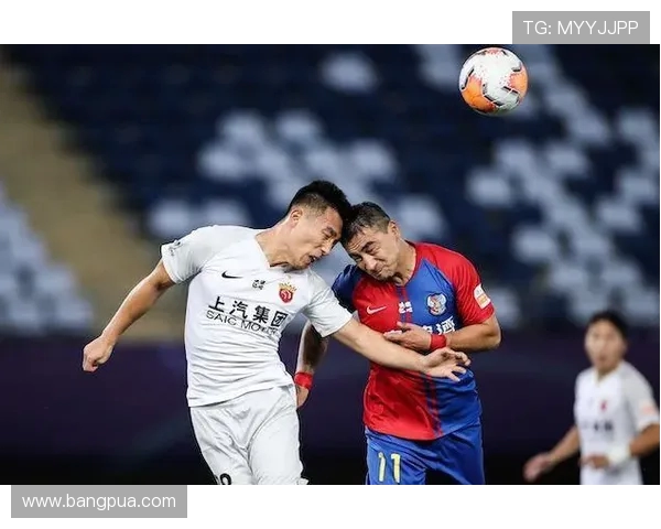 成都与武汉足球队赛后技术分析与战术对比深度复盘