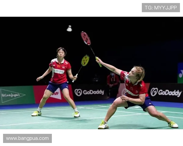 成都羽毛球队逆袭之路揭秘亚运会背后的拼搏与荣耀